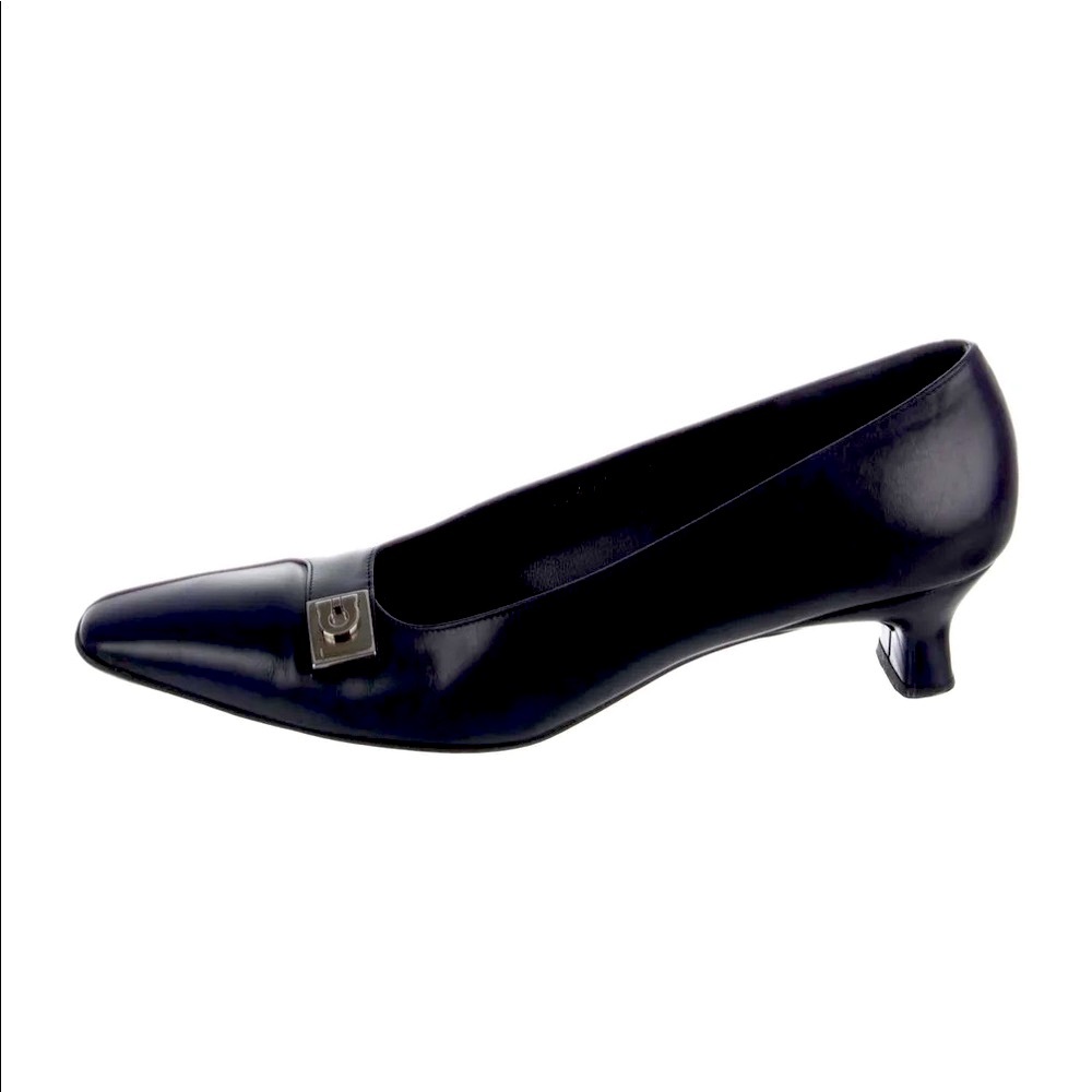 SALVATORE FERRAGAMO Leather Pumps Shoes